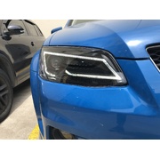 HEADLIGHTS FOR VE COMMODORE SERIES 1 & 2 - PAIR - BLACK STYLE DRL WITHOUT GLOBE