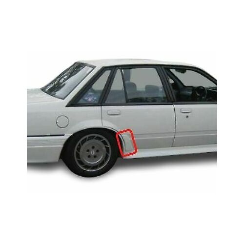 VK COMMODORE SEDAN GROUP 3 DOOR SPATS